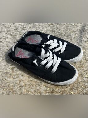 JellyPop Black Sneakers Women's Size 7.5